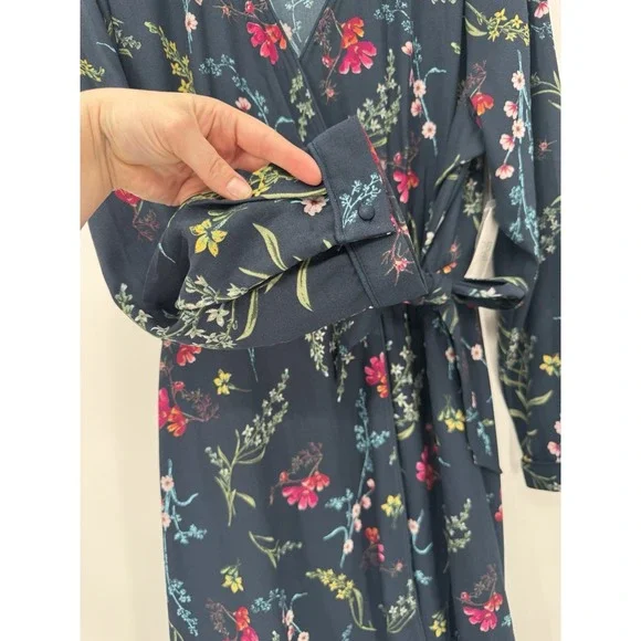 TIME & TRU Blue Dress floral Print Wrap Around tie waist thick fabric Fairy - Picture 4 of 11